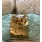 310g Woll Butt fonal 46% poliakril+ 29% viszkóz+ len