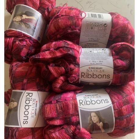 500g Red Heart Ribbons sálfonal 75% akril+ poliészter