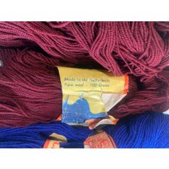 250g tiszta gyapjúfonal