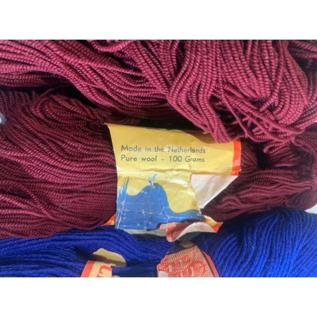 250g tiszta gyapjúfonal