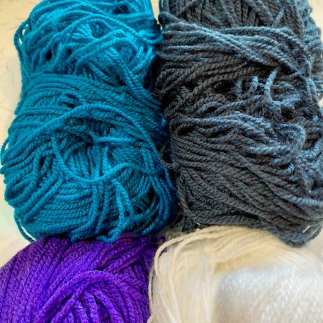 590g puha akril fonal