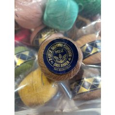 245g  38 db. MEZ pamut stoppolócérna