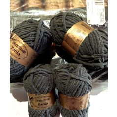 700g Woll Butt Xenia poliészter fonal