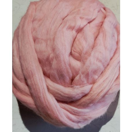980g fésült, merinó szalaggyapjú