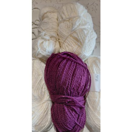 465g Zeeman Julia fonal 80% akril+ gyapjú