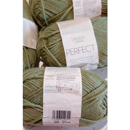 250g Sandnes Garn Perfect fonal 80% Norvég tiszta gyapjú+ poliamid