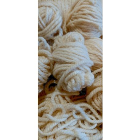 535g akril fonal