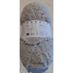 50g Yarn and Colors poliészter fonal