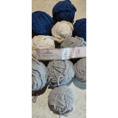 890g Junghans Wolle Nicka Curly fonal