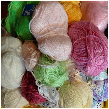 Kilós vegyes baby fonalak 5000.-Ft./kg.