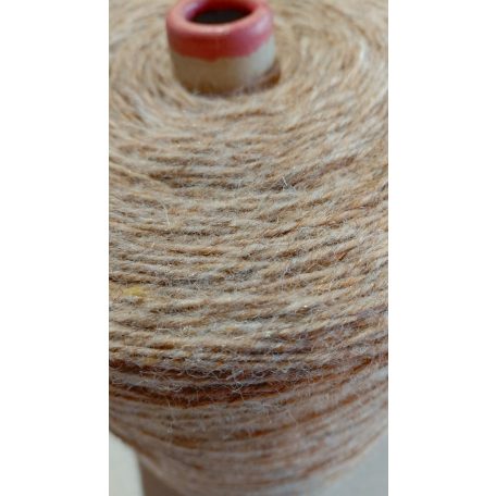 2080g gyapjú fonal szőnyeghez