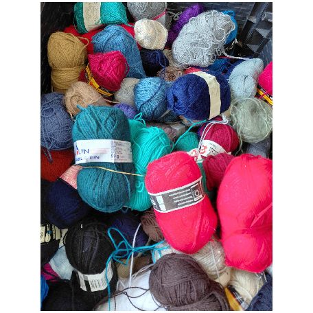 kilós vegyes akrilfonal 5000.-Ft.-kg.