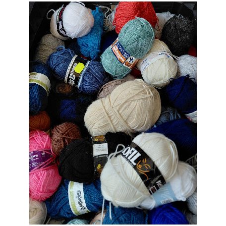 kilós vegyes akrilfonal 5000.-Ft.-kg.