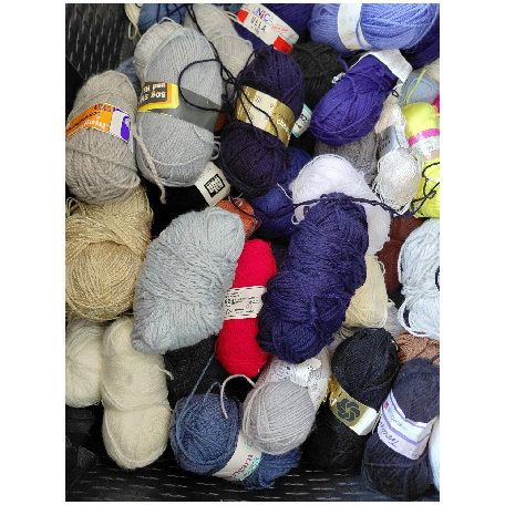 kilós vegyes akrilfonal 5000.-Ft.-kg.