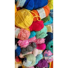 Kilós vegyes pamut+egyéb fonal 7000.-Ft./kg.